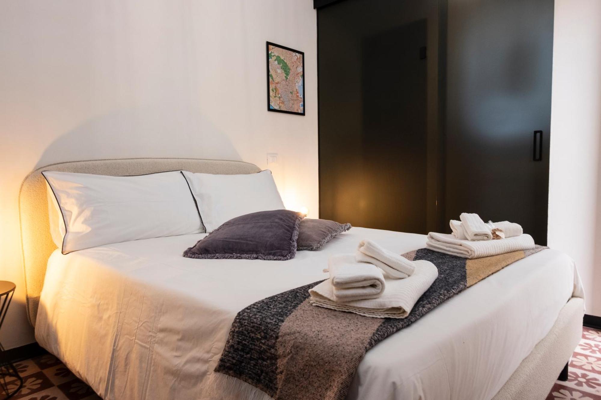 Bassi77 - Rooms & Apartments Trapani Eksteriør bilde